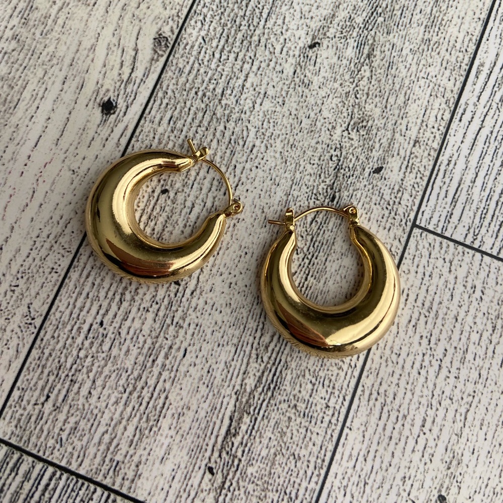 Gold Hoops - Picture 3 of 4